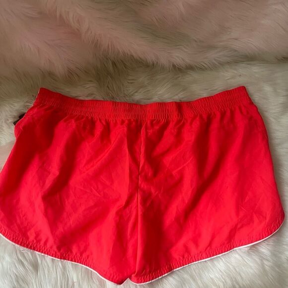 NWT Danskin Now on the running Coral & white stripes short with linerSZ2XG-20 - Picture 2 of 10